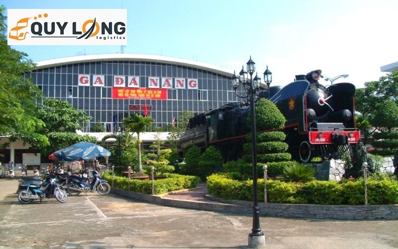 Vận chuyển hàng hóa ga tàu Đà Nẵng